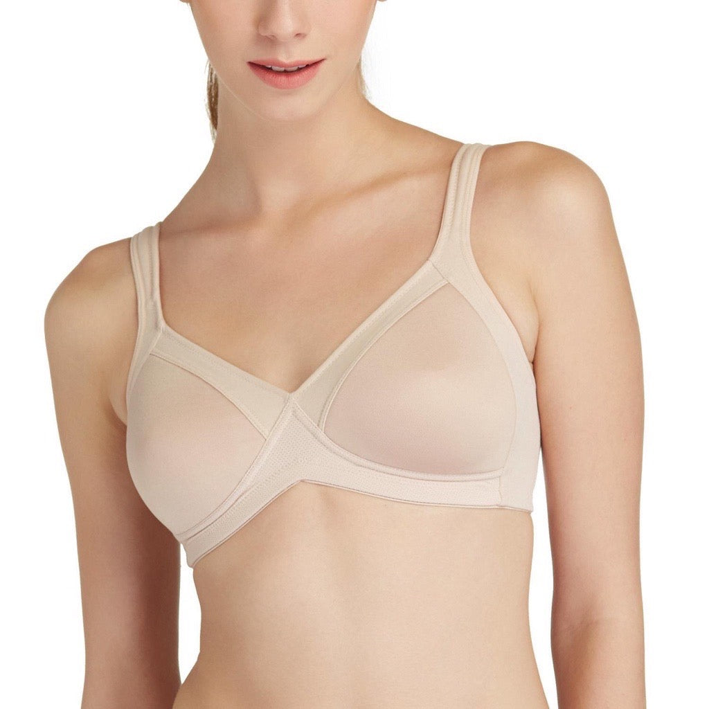 Wacoal Motion Wear สปอร์ตบรารุ่น WR1482 สีเบจ (BE)