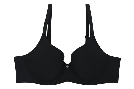 Wacoal Curve Diva-Bra ชุดชั้นในสำหรับสาวคัพส์ใหญ่ ไซซ์ใหญ่ WQ1862 สีดำ(BL)