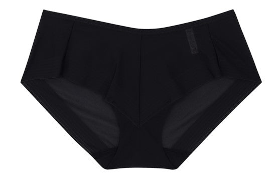 Wacoal Oh My Nudes Sheer Bikini Panty กางเกงในไร้ตะเข็บ รูปแบบบิกินี่ รุ่น WU3S00 สีดำ (BL) (รุ่นเดิม WU1214)